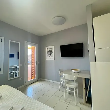 아파트 Monolocale Terrazza Vista Mare *