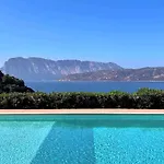 Punta Est - Mono Aliseo Pool&beach Access Capo Coda Cavallo