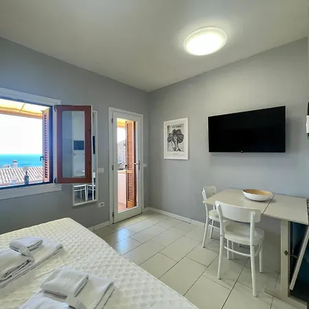 Monolocale Terrazza Vista Mare Apartmán